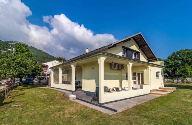 3 bedroom lovely home in Susanj