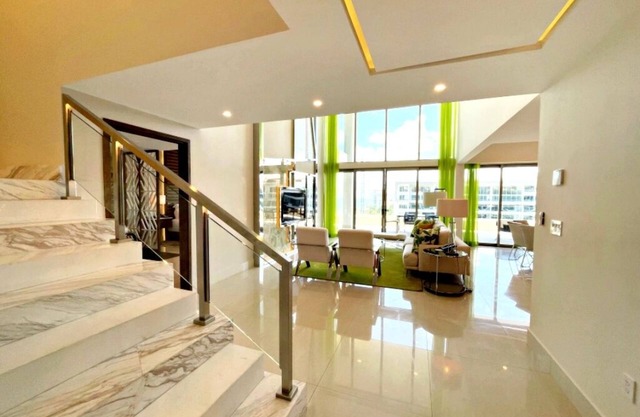 3 Bedroom Penthouse Loft on Beautiful 5 Diamond Resort