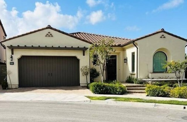 3 Bedroom Single family L-597791 by Houzlet