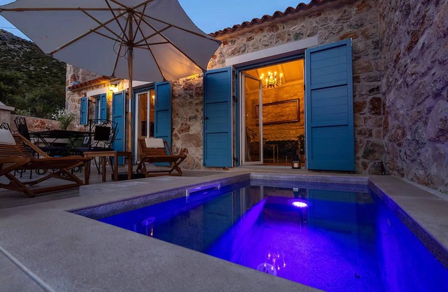 3 bedroom stunning home in Zarace