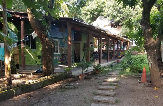 3 bedroom Surf and Yoga House