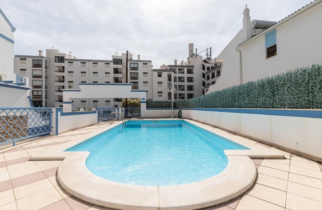 3 bedroom villa in a condominium with swimming pool by AlgarveManta (17V3)