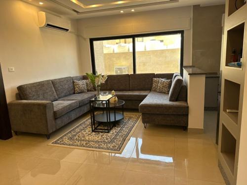 3 Bedrooms Flat in Rabwat Abdoun