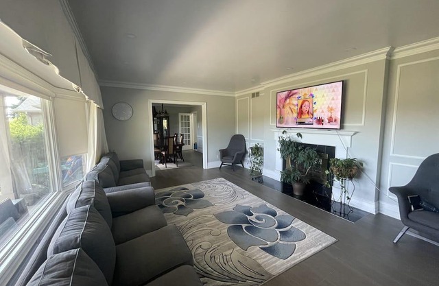 3 Bedrooms in Villa with indoor swimming pool