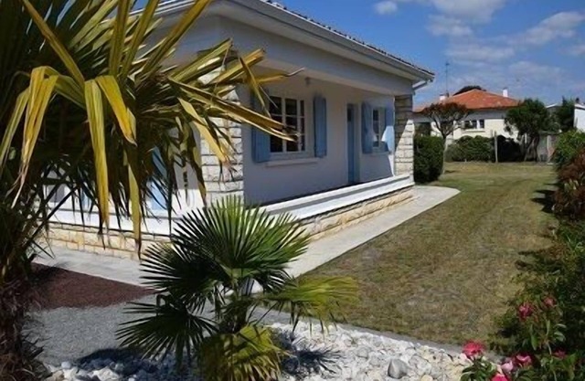 3 * family home on the edge of the Arcachon basin