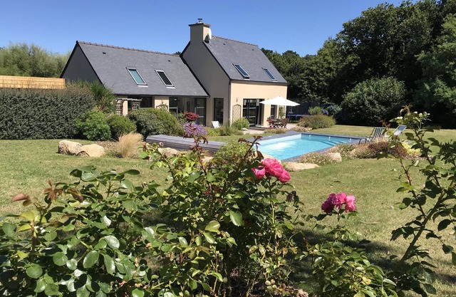 3 'from the beaches - heated swimming pool - Port-Blanc - Côte de Granit Rose