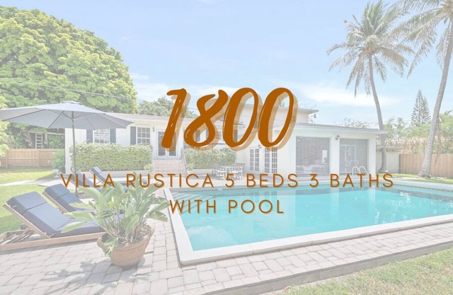 3 Home 12 bedroom compound w/Pool & BBQ sleeps 24