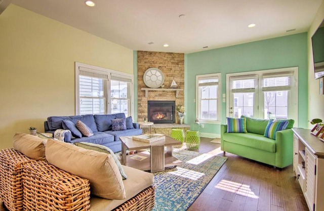 3 Mi to Fenwick Island Beach Luxe Bungalow