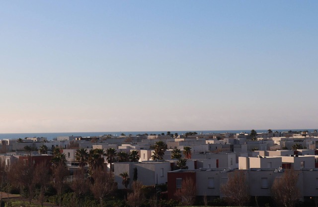 3-Room 75m² with Terrace and Double Parking in Sète