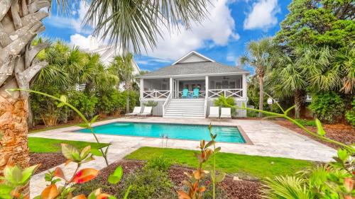 302 Charleston by AvantStay Stunning Private Pool