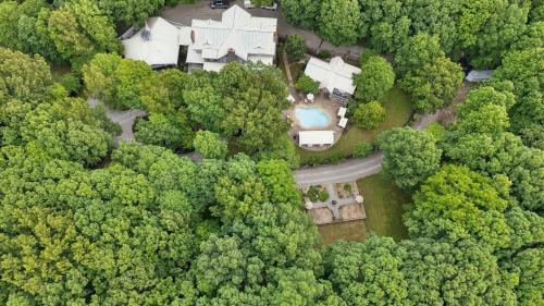 35 Acre Estate w Pool Spa Wine Cellar Gym Near Golf Club La Pearla Ranch by AvantStay