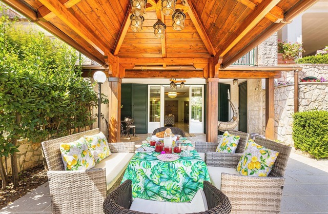 3602 Villa Asia by BarbarHouse