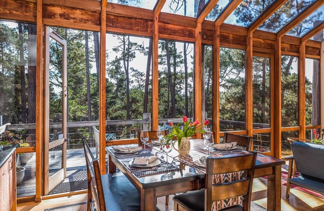 3771 Serenity in the Woods ~ Like a Tree House