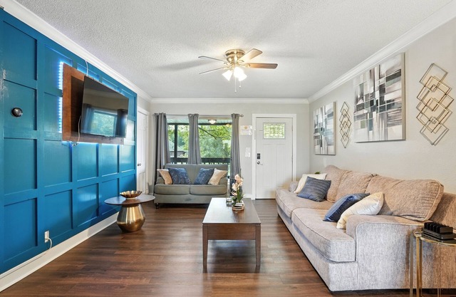 3BR Near DT, BOK, Greenwood | Gathering Pl 5 miles