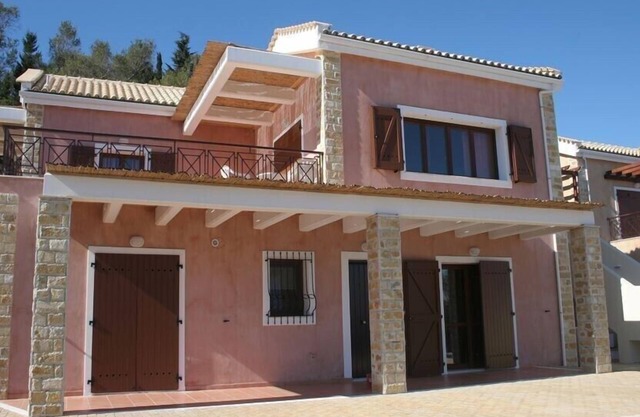 3BR Sea View Suite with Private Pool