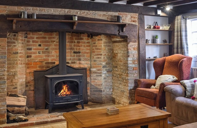 4 bedroom accommodation in Bethersden, near Ashford