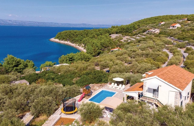 4 bedroom amazing home in Tankaraca