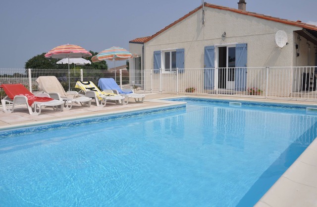 4 Bedroom detached chalet with private swimming pool and outstanding view