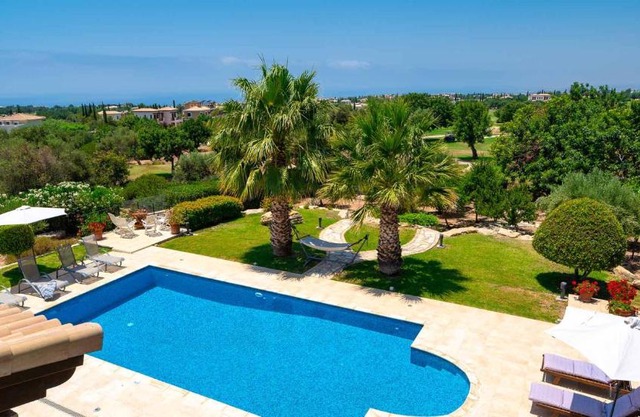 4 bedroom Villa Lofou with private pool and sea views, Aphrodite Hills Resort
