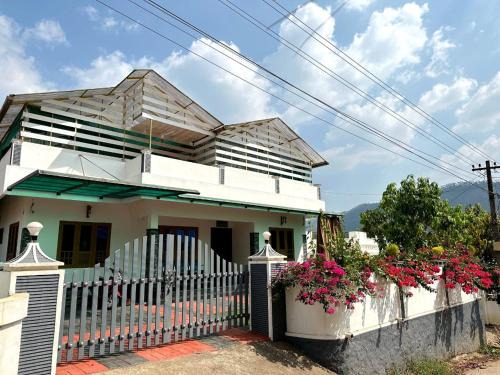 4 BHK Homestay with swimming pool