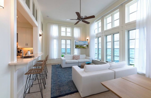 4 BR All-Inclusive Villa @ Ambergris Cay: Lands' End