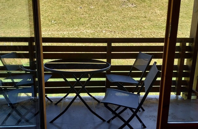 4-person apartment Hauteurs Super Besse - Indoor pool & Garage