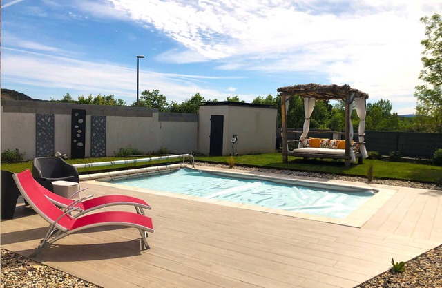 4-star villa with private 28° heated pool