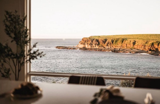 42 Kiama · Breathtaking 5-Bedroom Ocean View House with Pool