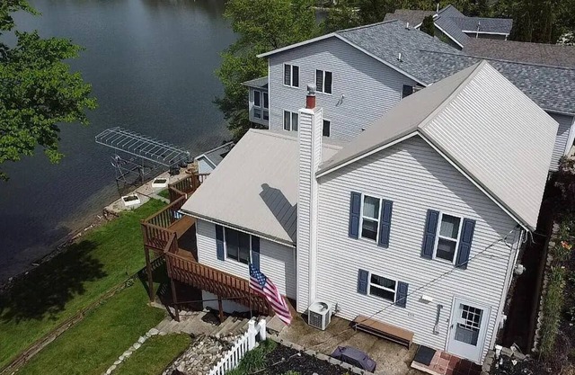 4BR Furnished Rental on Pine Lake Sept–May Rental 2900/month-includes utilities