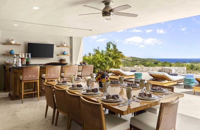 4th night free Luxury Home at Palmilla Golf Course Community, w/Chef & Butler