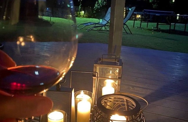 5 bed Detached, Classic & Modern House With Garden Summer Room