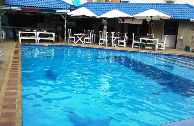 5 Bed roomed Luxury Villa near Jomtien Thailand