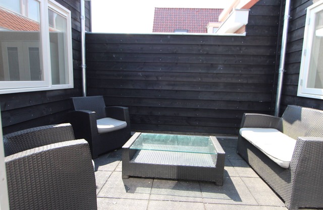 5 bedroom accommodation in Egmond aan Zee