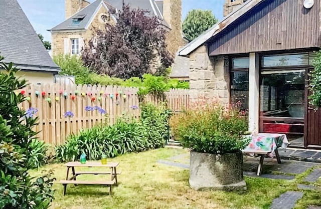 5 Bedroom Cozy Home In Lézardrieux