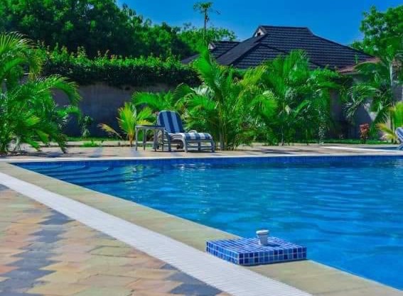 5-Bedroom luxury Waterfalls Villa