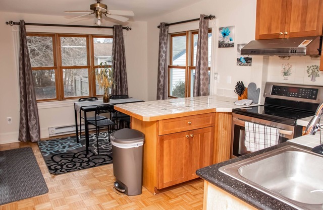 5 Bedroom Norwich House - 7 Minutes to Mohegan