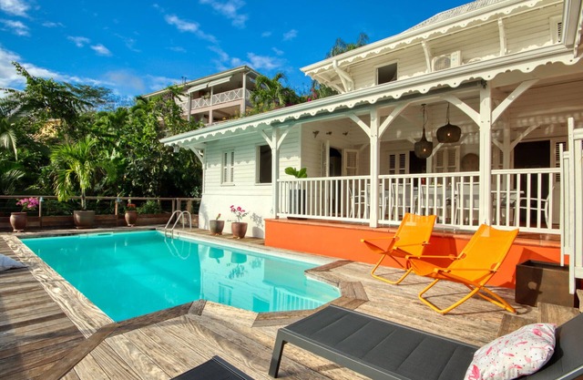 5 bedroom villa with sea view (MQTI62 -10p)