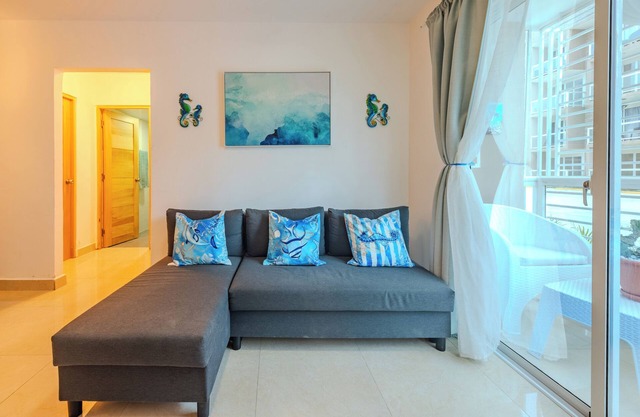 5 minute from airport las americas AILA