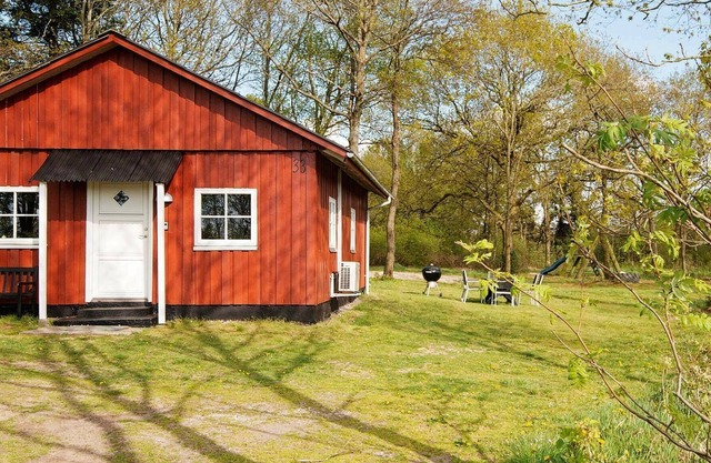 5 person holiday home in Skærbæk