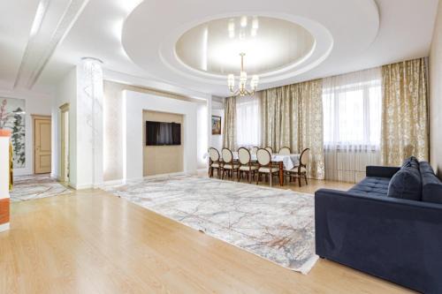 5 room комнатная apartment in the center of Astana
