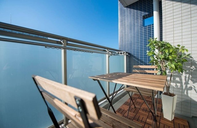50 Awesome Room! Great Location,Clean,