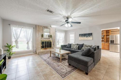 5026 Cozy 3BR Home near Airport