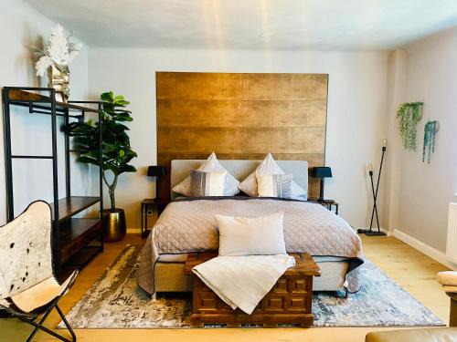 55 qm Apartment mit Whirlpool Saarbrücker Uni Nähe