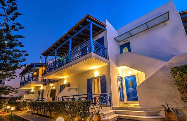 🏖 5mins → Beach + Shops | BBQ | Wood Oven | Patio-6