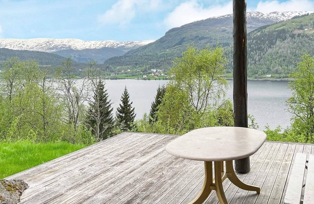 6 person holiday home in Vossestrand