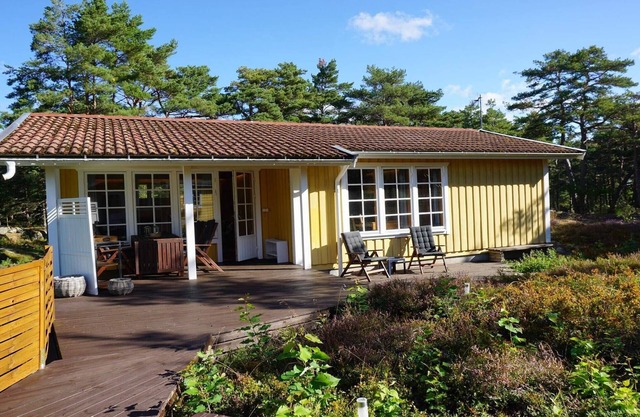 6 person holiday home in STRÖMSTAD