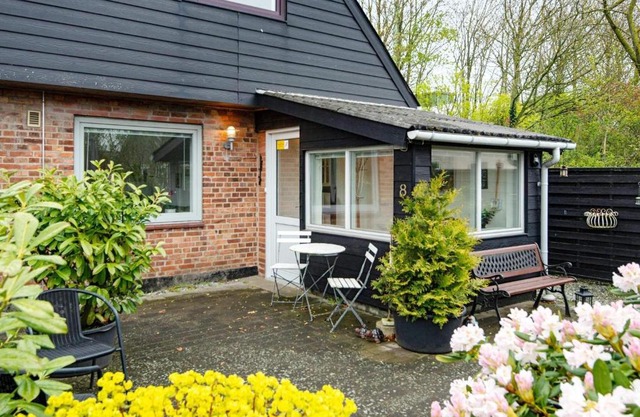 6 person holiday home in Skærbæk-By Traum