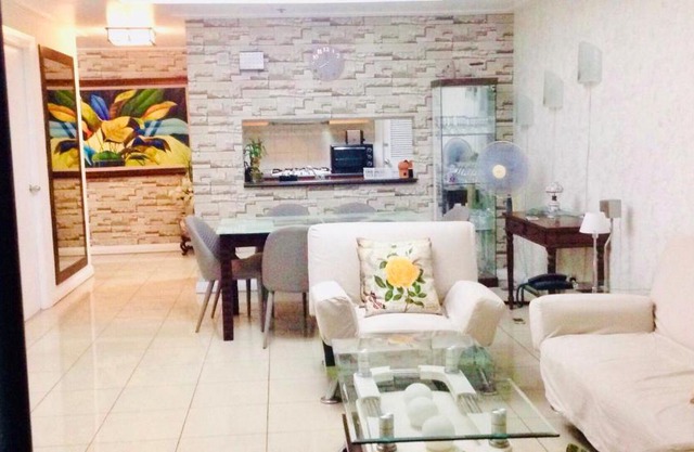67 sqm. Condo Unit in Robinson Place Residences