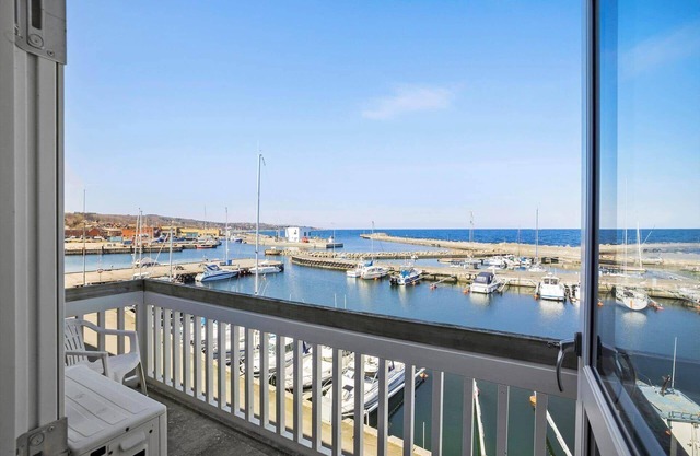 6815 Allinge - Ndr. Strandvej 2 B, 1. th.