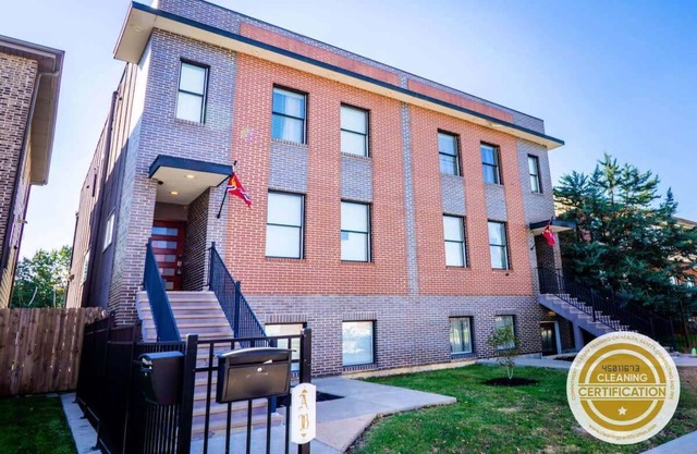 6BR/4.5BA 4-Floor Home | Sleeping 17/ABODEbucks